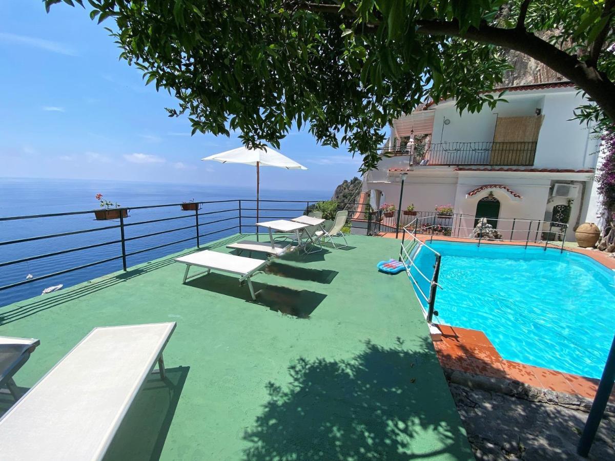 Villa Carmela กองกาเดมารีนี ภายนอก รูปภาพ