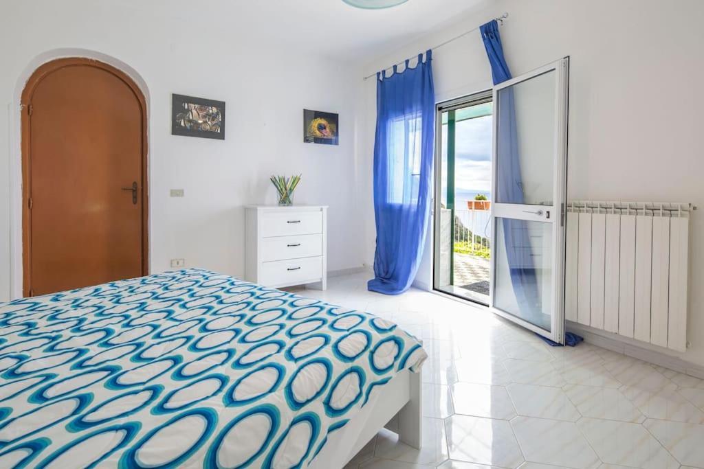 Villa Carmela กองกาเดมารีนี ภายนอก รูปภาพ